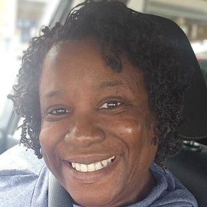 Meet your Posher, Regina